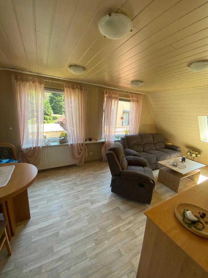 Ferienwohnung Meilerplatz - Familienfreundliche Ferienwohnung Fuer Max. 4 Personen In Bad Lauterberg Am Harz Exterior foto